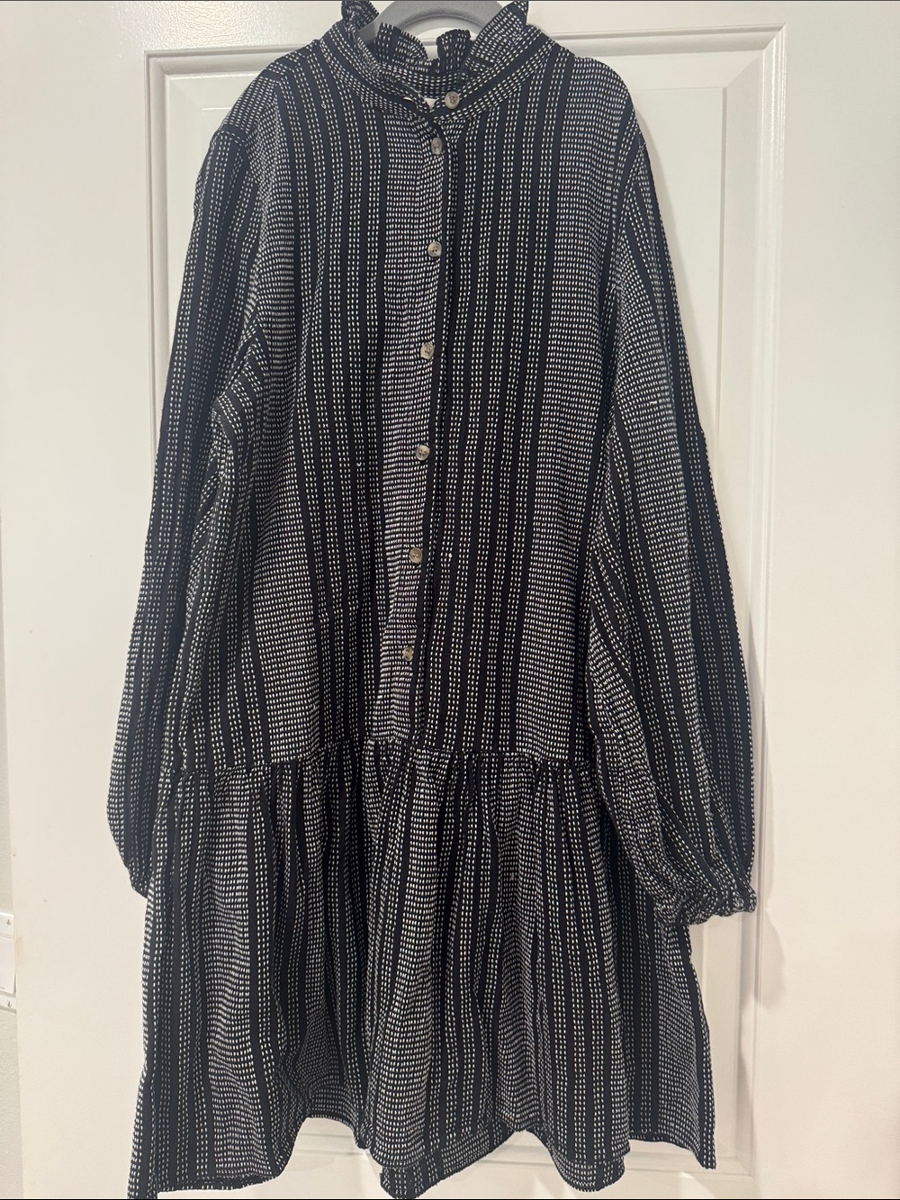 H&M Black and White Striped Long Sleeve Tiered Dress